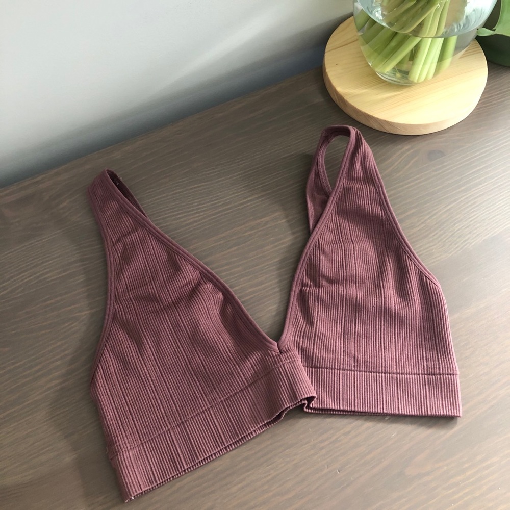 VS pink bralette